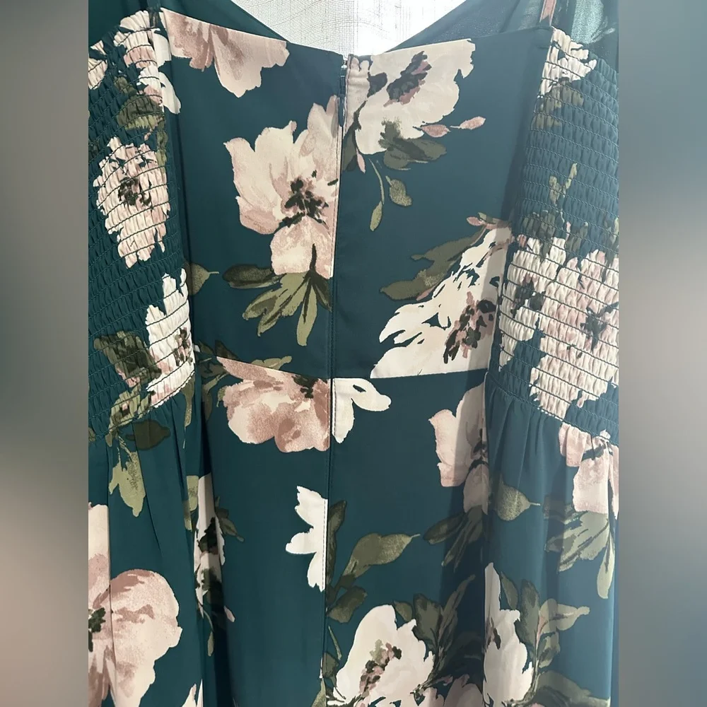 Abercrombie & Fitch Floral Tiered Maxi Dress **Tall** - Picture 4 of 6